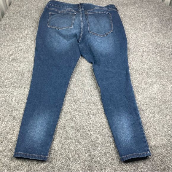 Plus Size Chaps Mid Rise Skinny Jeans like new 20WS - Picture 9 of 11
